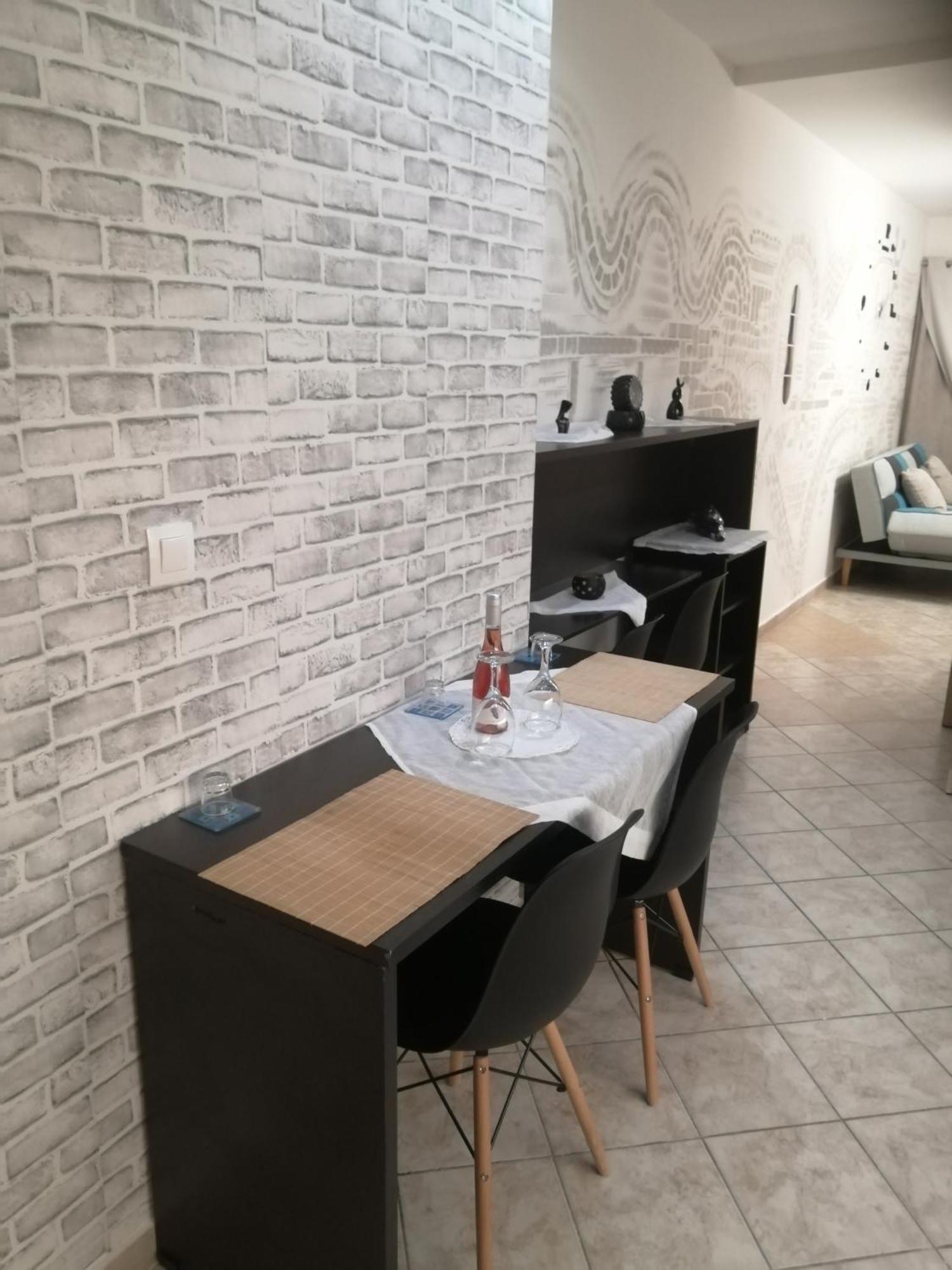 Sunshine Apartment 2 อเล็กซานโดรโพลิส ภายนอก รูปภาพ
