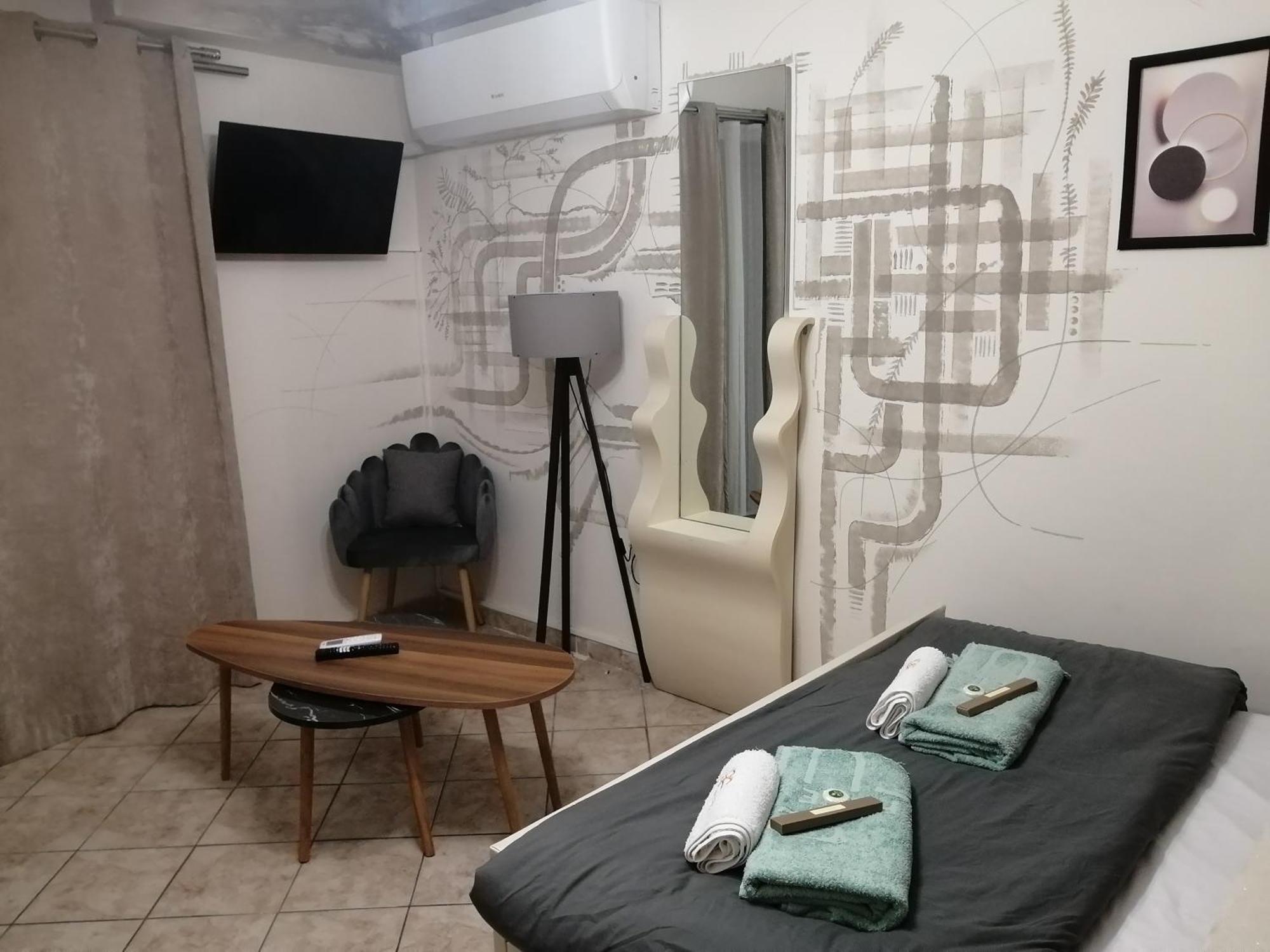 Sunshine Apartment 2 อเล็กซานโดรโพลิส ภายนอก รูปภาพ